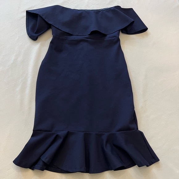LULUS Off The Shoulder Dress, Mini, Size Medium. - Picture 1 of 5